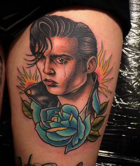 Tattoos - Johnny Depp with Blue Rose - 101825